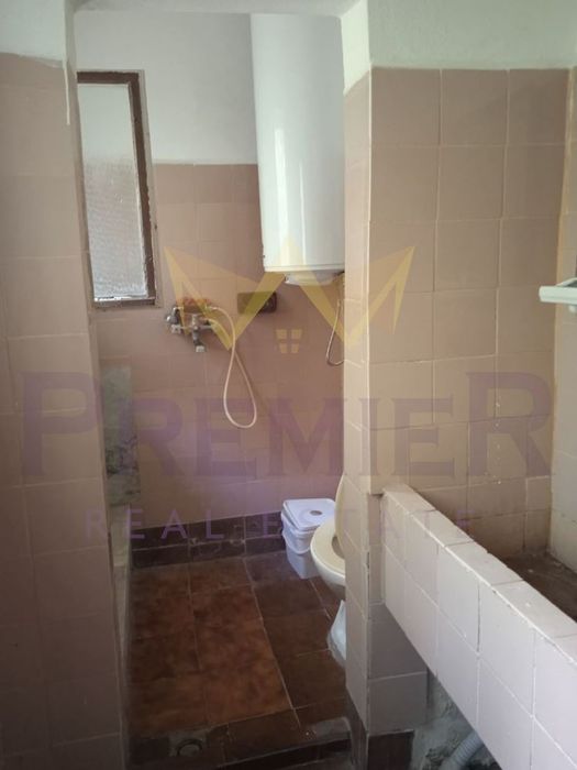 Къща в Добрич, област-к.к.Албена площ 80 цена 105000