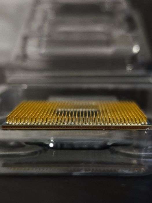 Ryzen 7 1700 8 ядрен