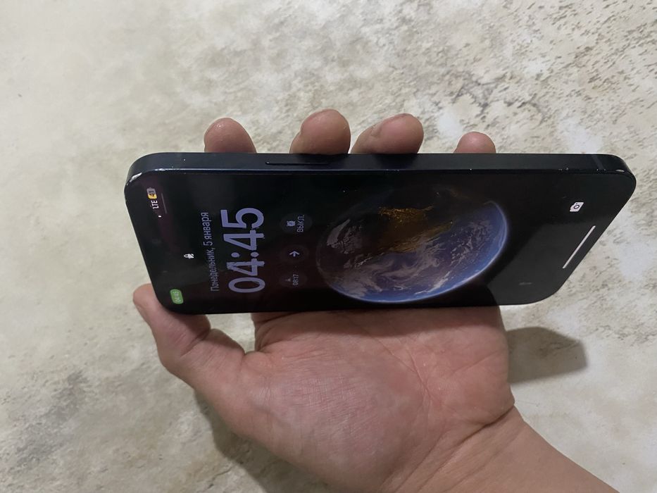 Продам или обменяю Iphone 12