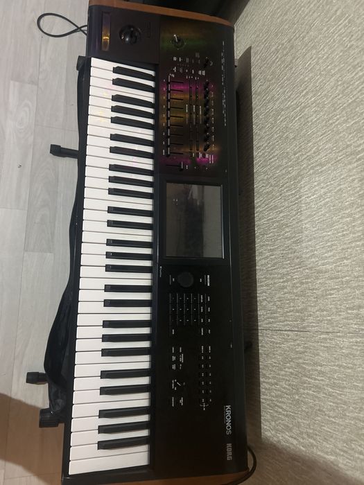 Korg Kronos 2 !!