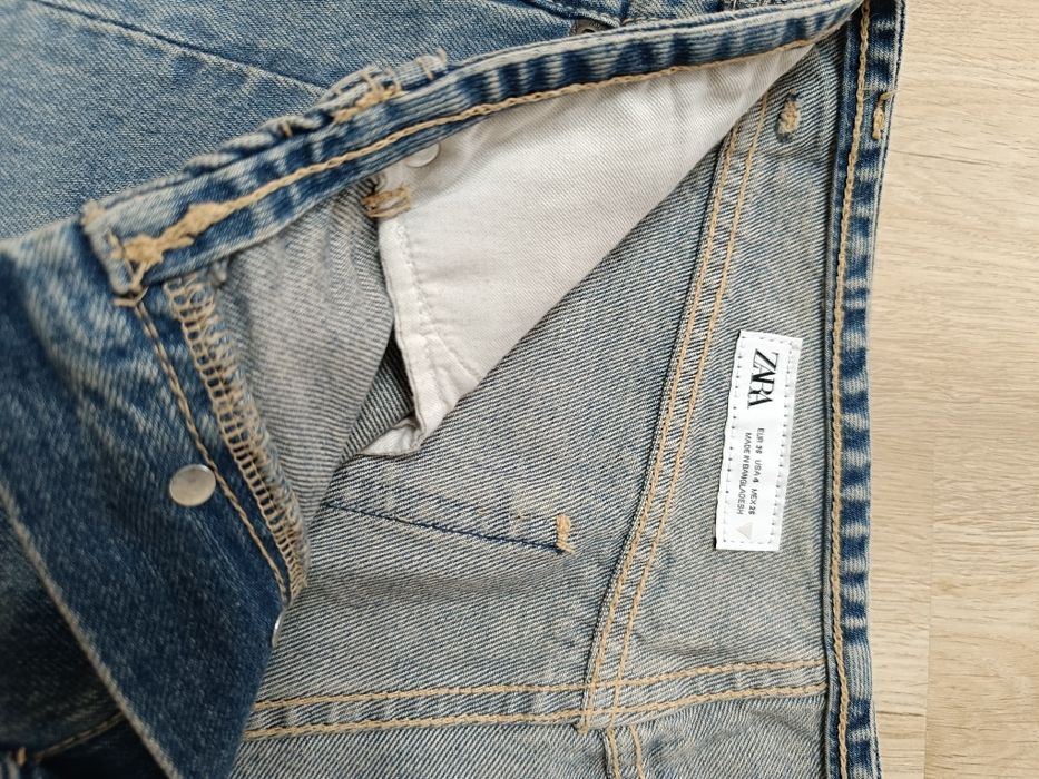 Zara джинсы на девочку