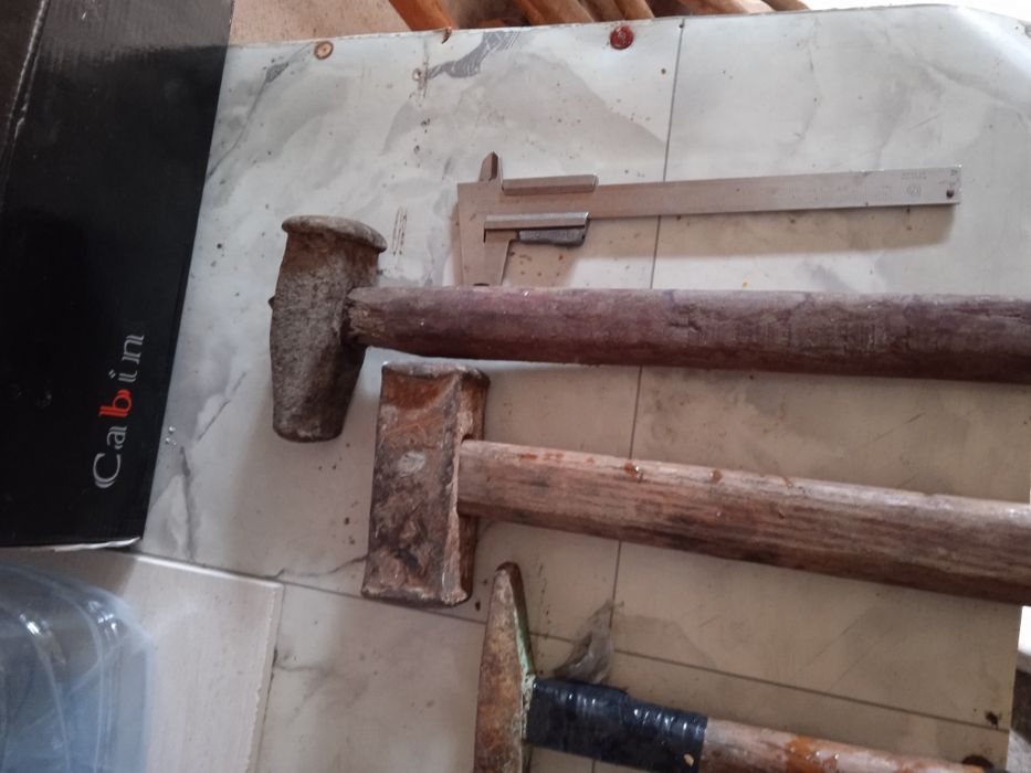 Чукове различна големина