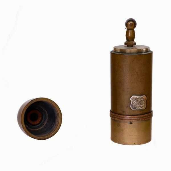 Bricheta militara, Primul Razboi Mondial, din alama pe benzina -UNICAT