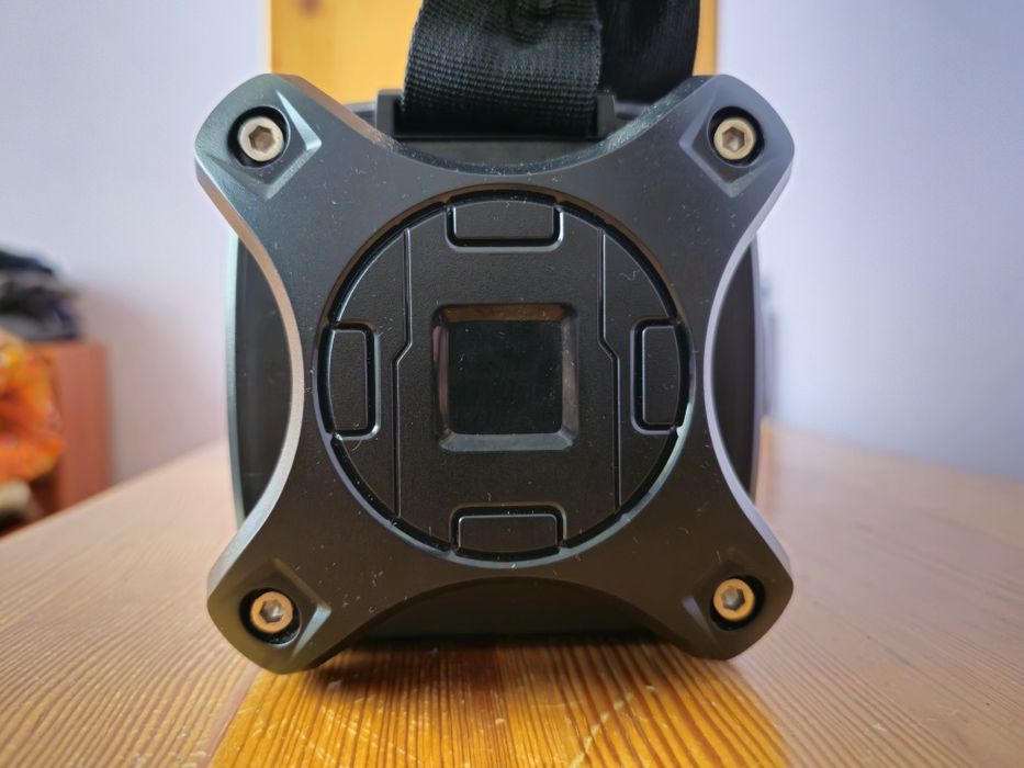 W-King D8 Тонколона