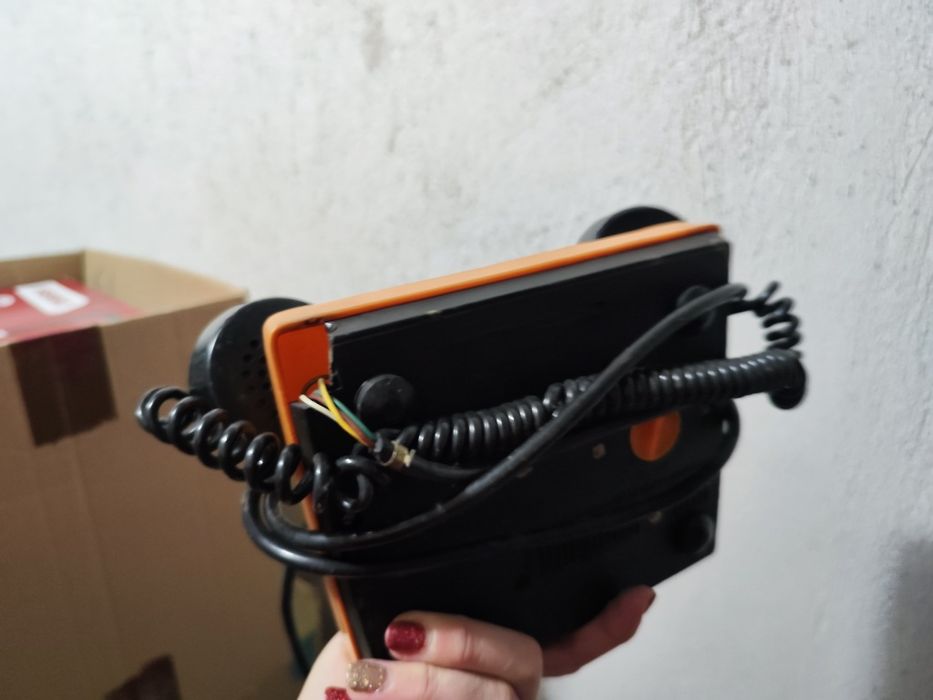 Ретро телефон с шайба