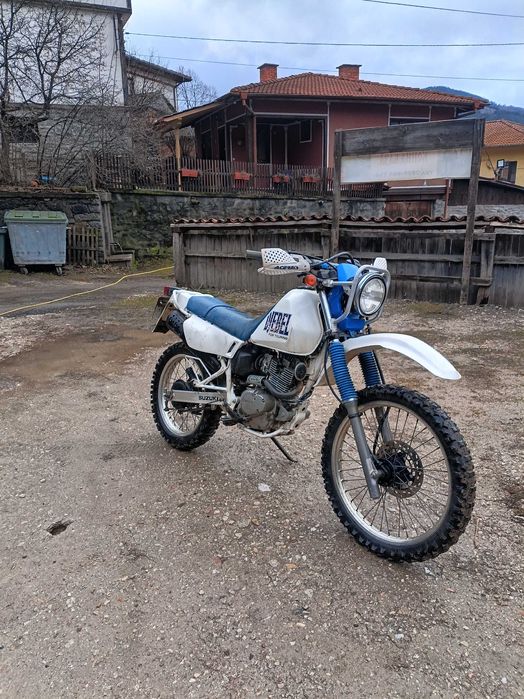 Suzuki Djebel 200cc