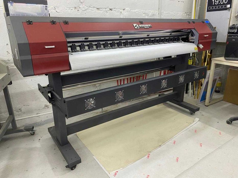 Широкоформатный принтер