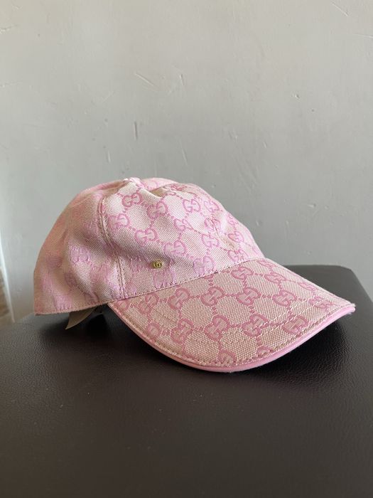 Gucci hat.