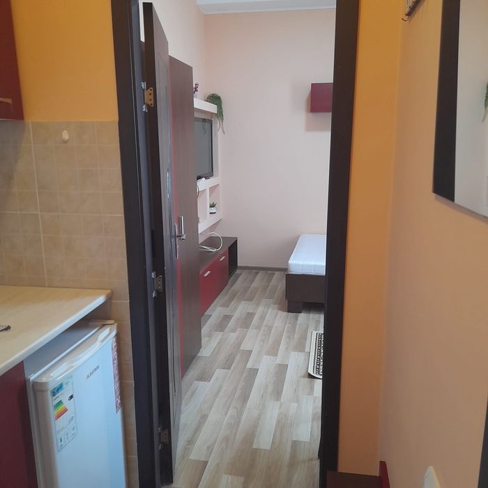Proprietar închiriez garsonieră