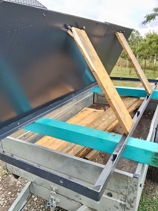 Capac metalic pentru beci gratis transportull