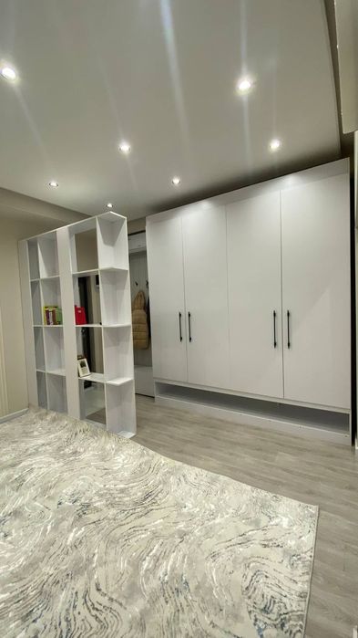 Срочно Продаётся двухкомнатная квартира рядом с метро.