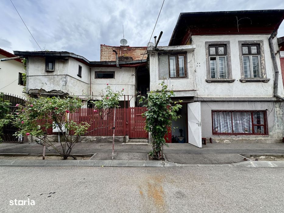 Casa Curte Individuala - Titulescu