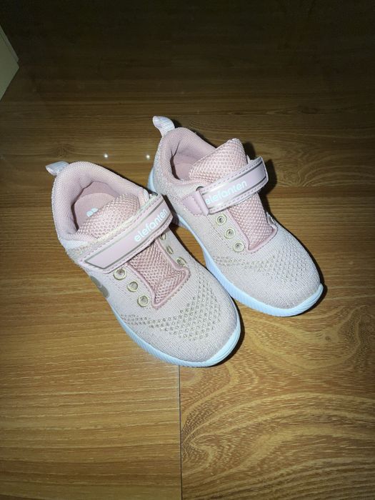 Обувь для девочки