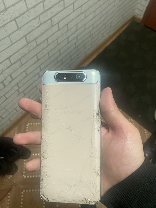 Продам Самсунг А80