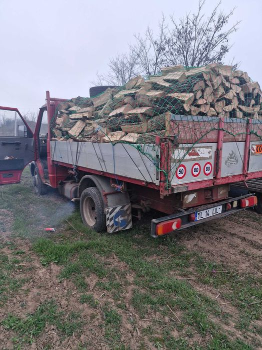 Lemn de foc  esență tare si esenta moale teila metru ster si taiate si despicate la cerinta clientului