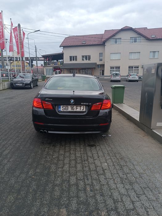 BMW F10 cutie manuală