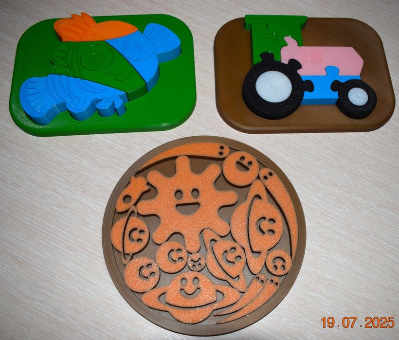 3д печать игрушек, пазлов и предметов для дома.