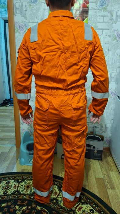 Продам спец. одежду