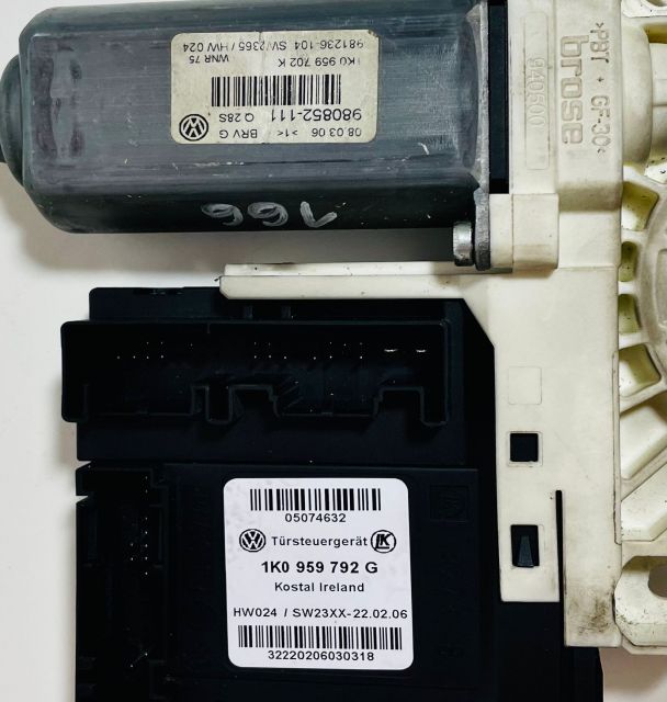 Motoras macara geam dreapta fata 1K0959702K/1K0959792G/9776105415301