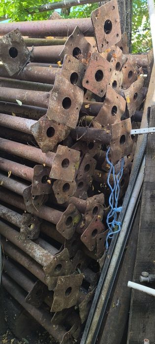 Popi metalici construcții