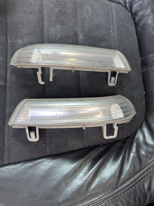 OEM Passat B6 2006  Мигачи за огледала