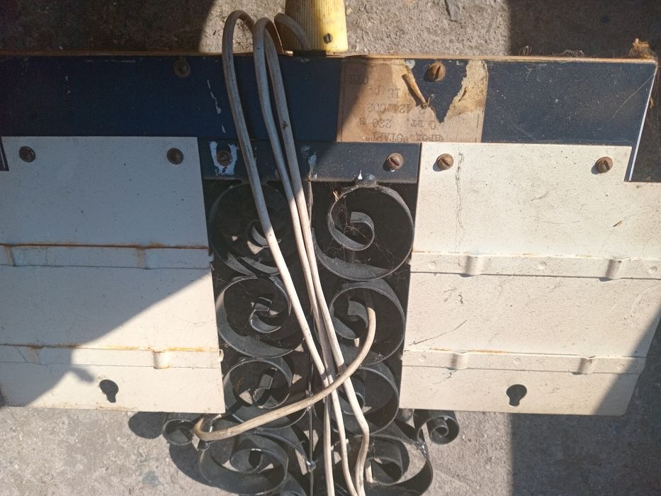 Продам светильник уличный