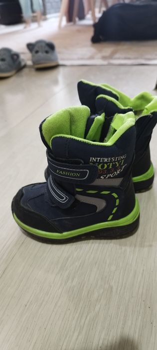Продам обувь для мальчика