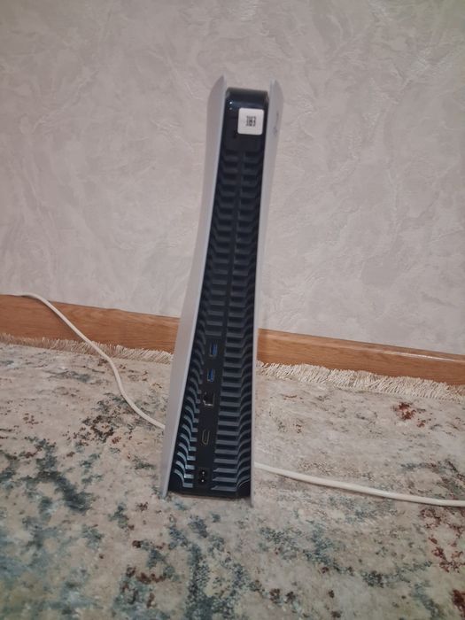 ps5 не был в ремонте хорошее состояние
