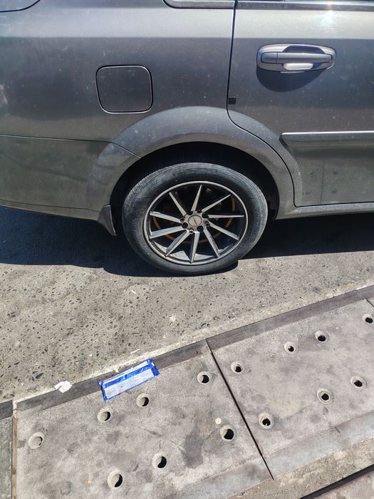 Saka disk vossen