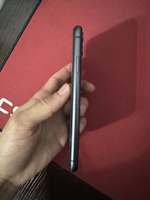 Iphone 11 сотилади