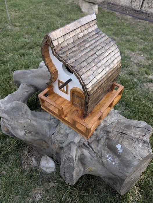 Căsuța păsărele de grădină.