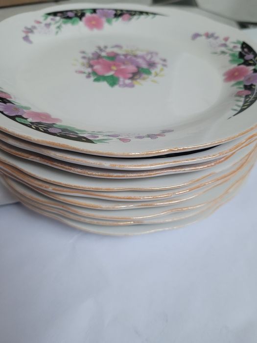 Продам тарелки обычные