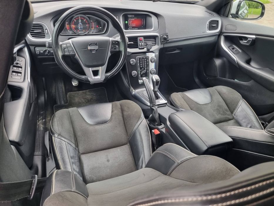 VOLVO V40 2015 — imagine 5
