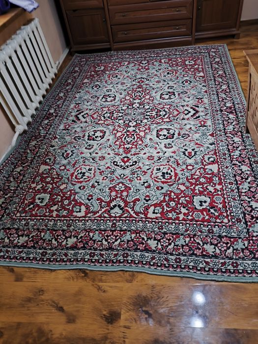 Продам ковры натуральные разных размеров