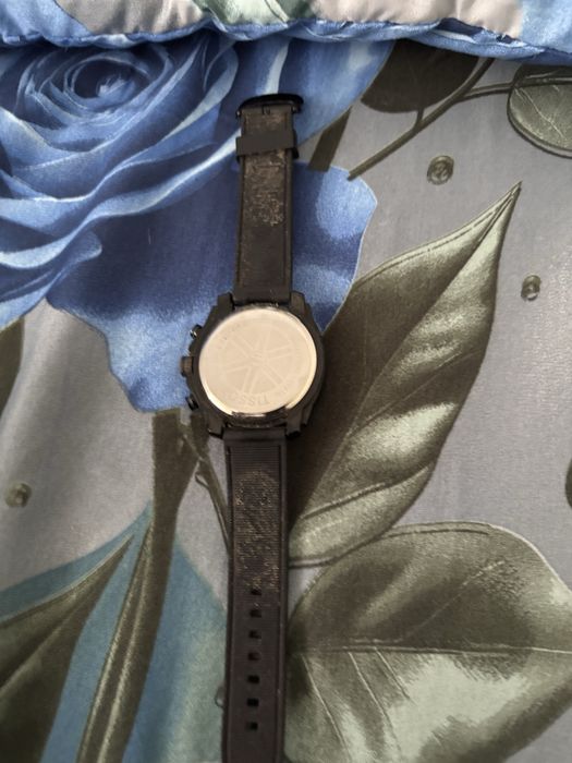 Часовник tissot механичен