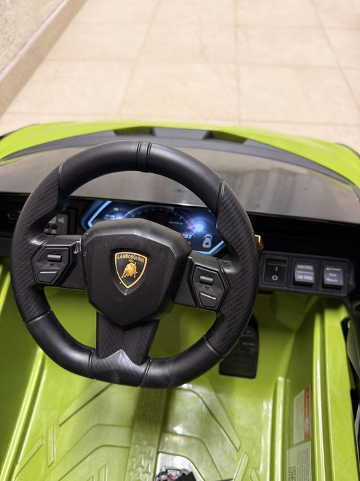 Акумулаторна кола за деца от 3 до 6 години