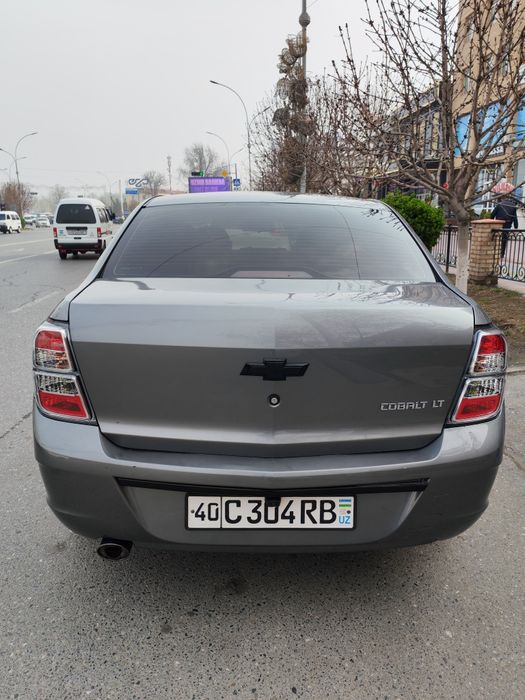 2015 йил 2 евро Автомат. 197 000 км юрган. Бир карич краскаси Бор.