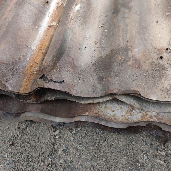 Листы железо среднее состояние