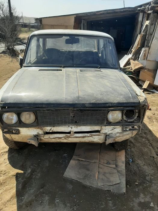 Продам машину на запчасти