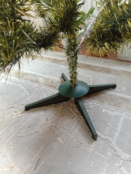 Продам искусственные ёлки