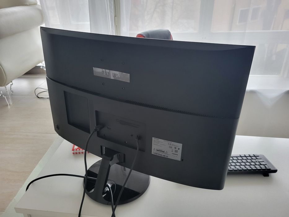 Monitor Samsung  32", Full HD, Curbat, cu telecomanda