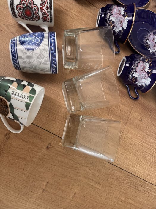 Set cafea apa nou si vase bucatarie