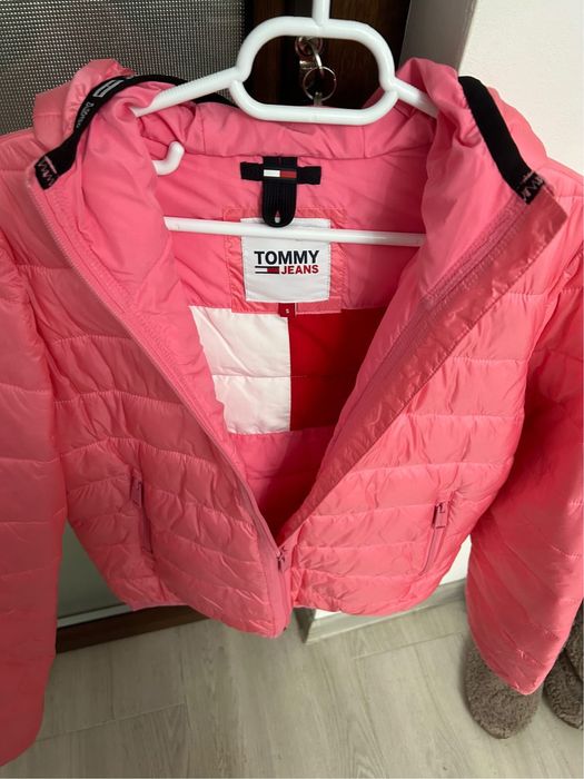 geaca tommy jeans dama