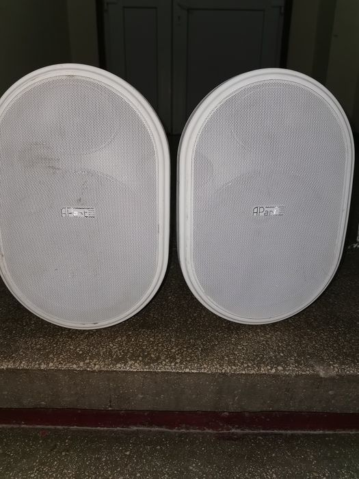 Bare transversale Thule.Apart OVO8P boxe. Bose T1 alimentator