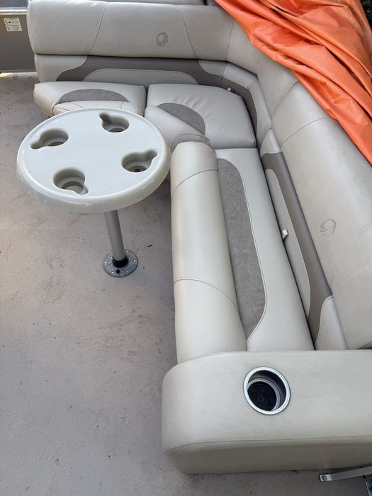 Barca ponton  Lowe Marine SS 210, an 2014, motor mercury 60hp, peridoc
