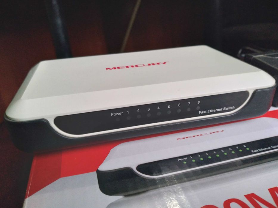MERCURY komutator switch hab 8 port set rasmdagi! hub 8 порт хаб