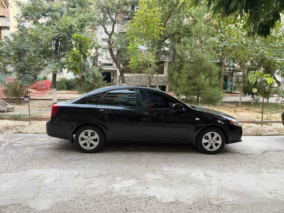 Chevrolet Gentra 1.5 — ухоженная, надёжная, готова к продаже.