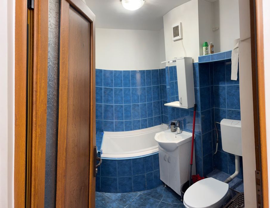 Apartament de închiriat