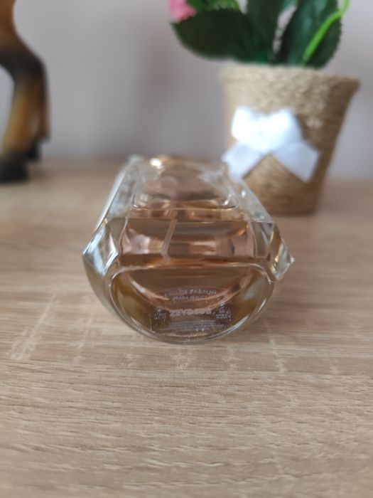 La Femme Prada eau de parfum