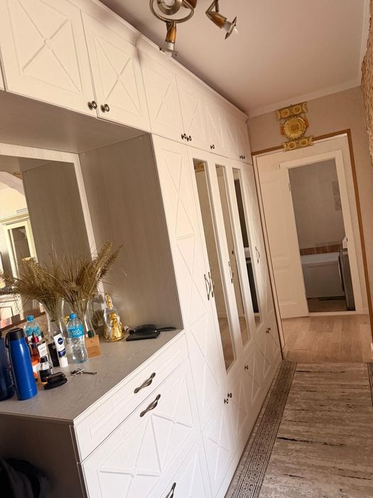 Продам 4 комн квартиру